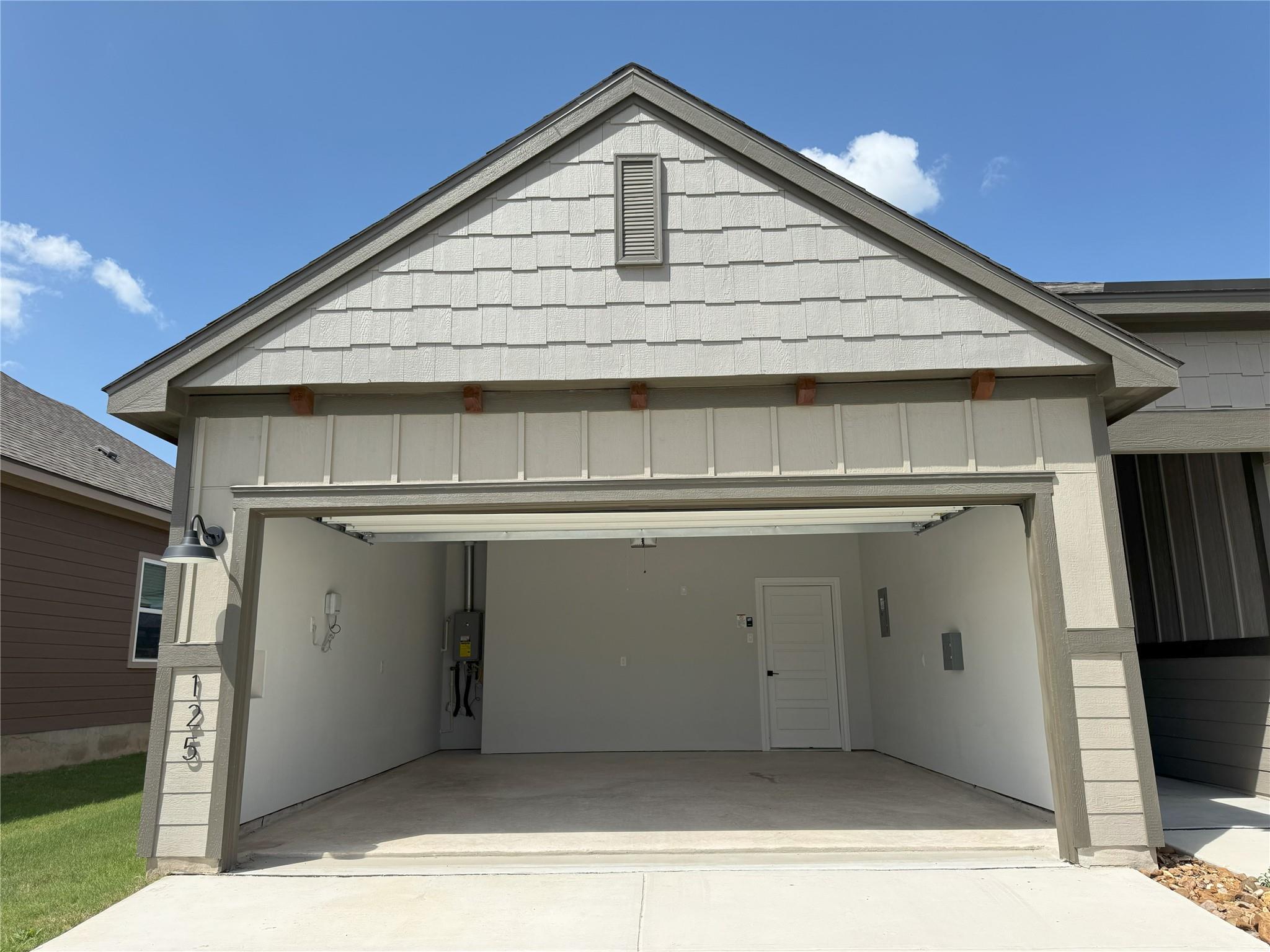 125 Skyflower Ln Property Photo 24