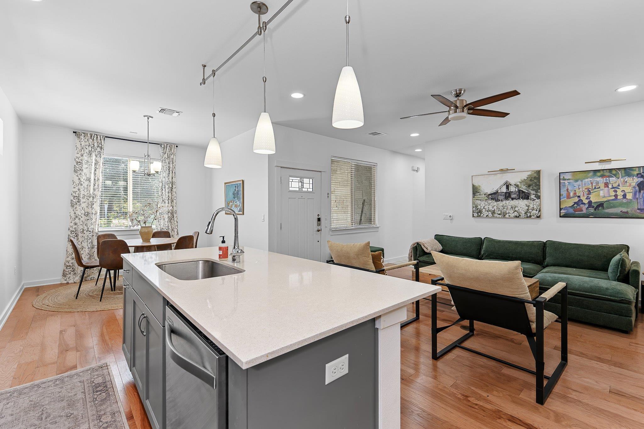 4408 Banister Ln #b Property Photo 13