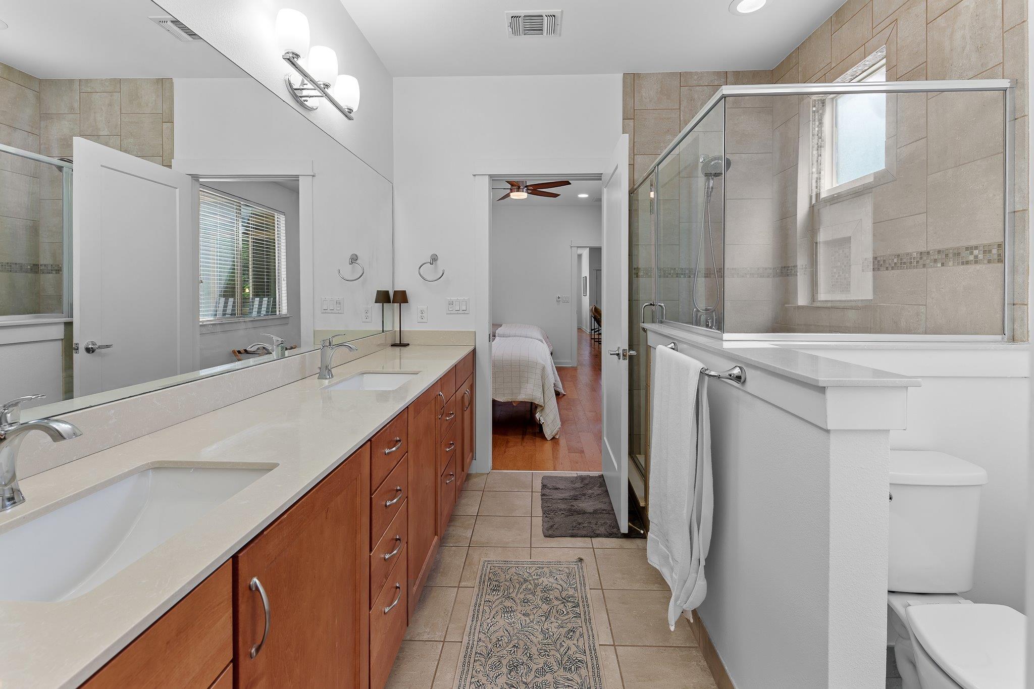 4408 Banister Ln #b Property Photo 17