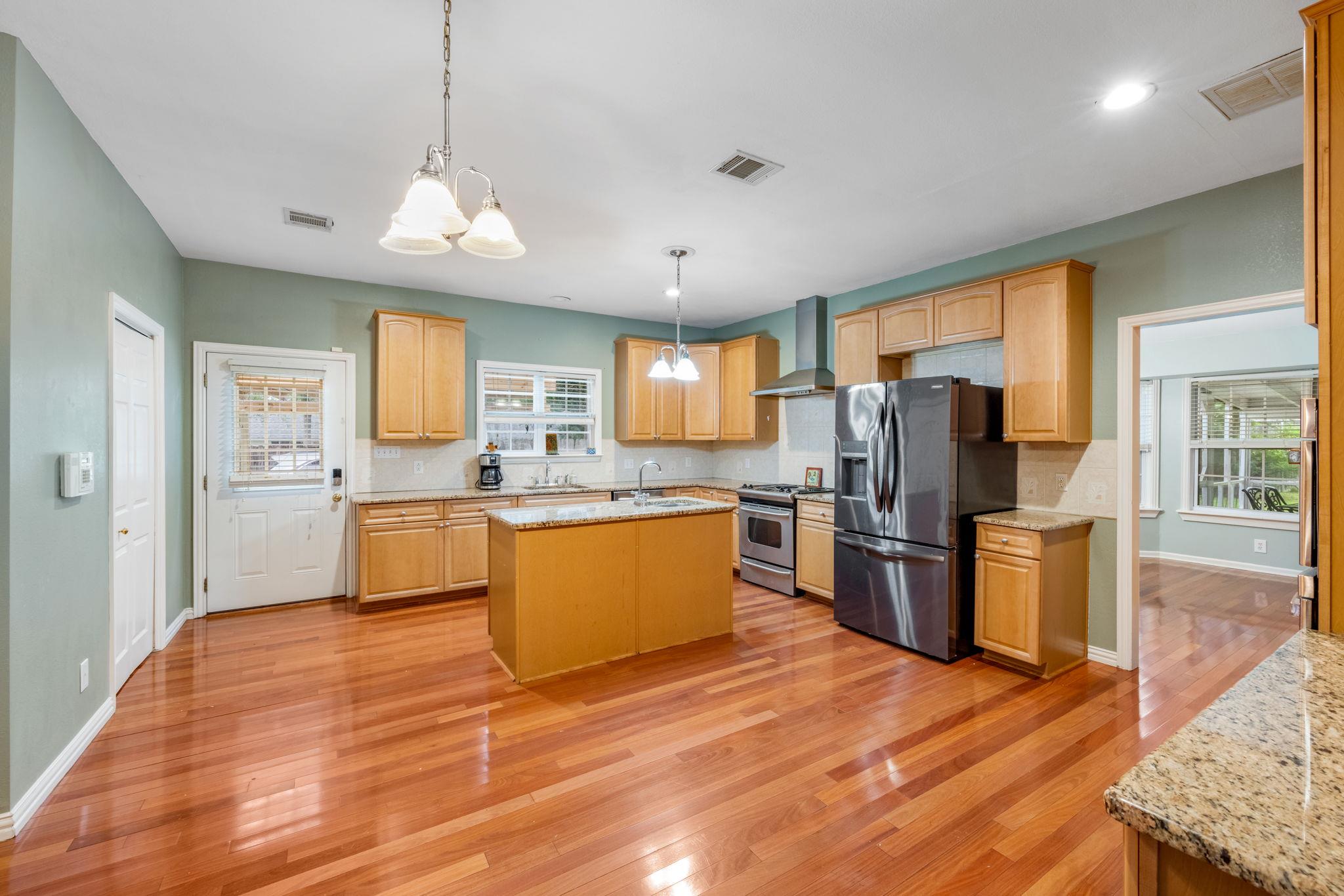 9201 Norchester Ct Property Photo 13