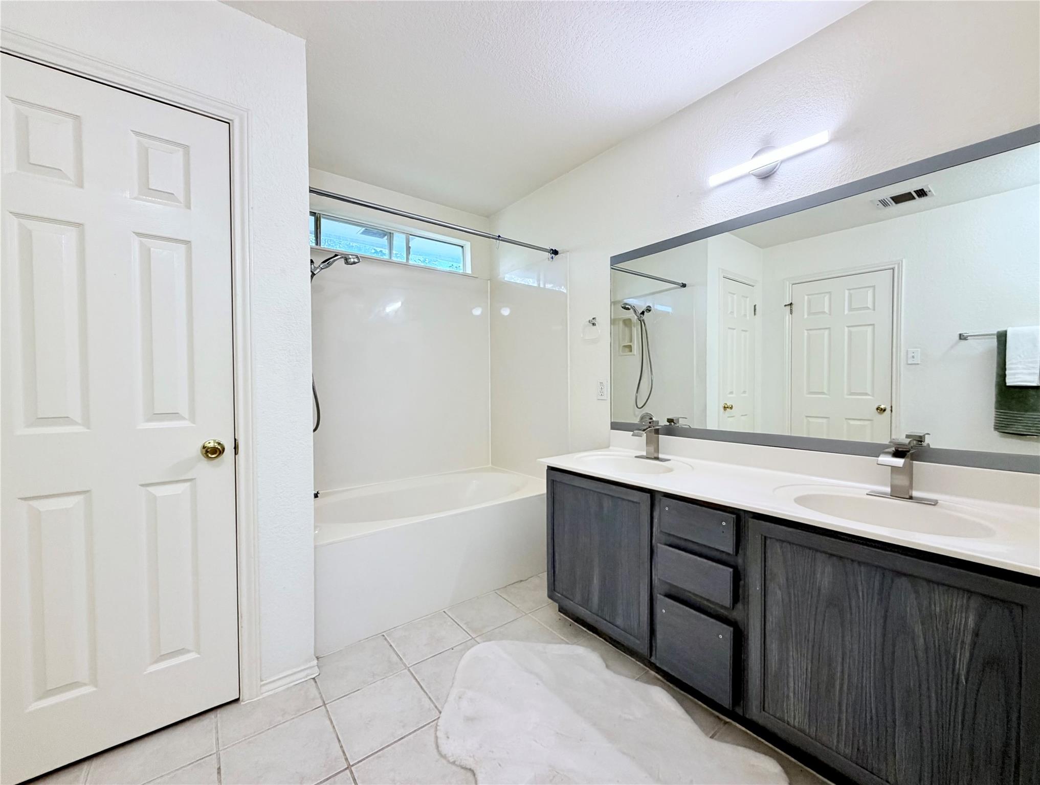 9802 Copper Creek Dr Property Photo 25