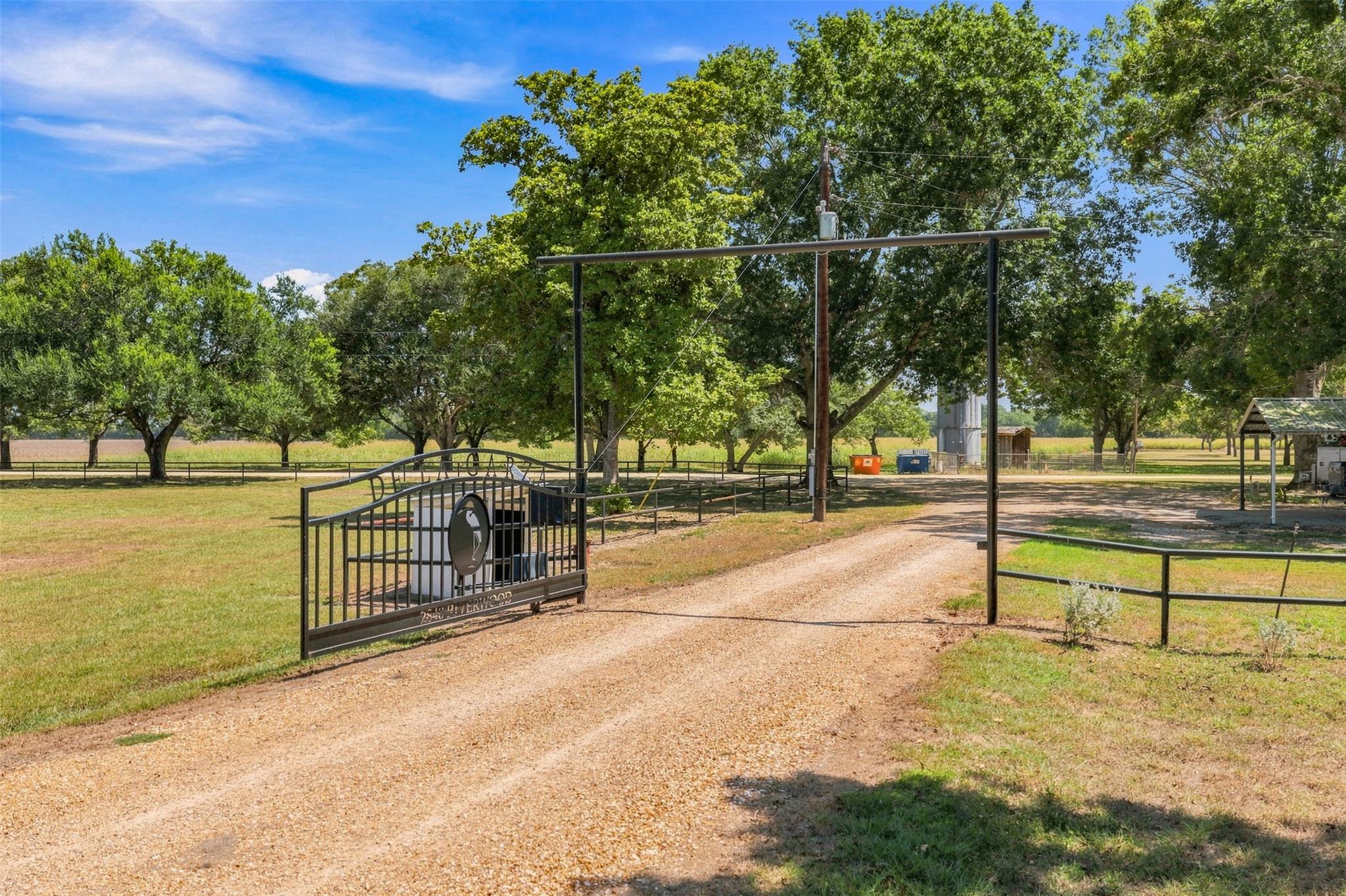 2840 Riverwood Rd. None Property Photo 1