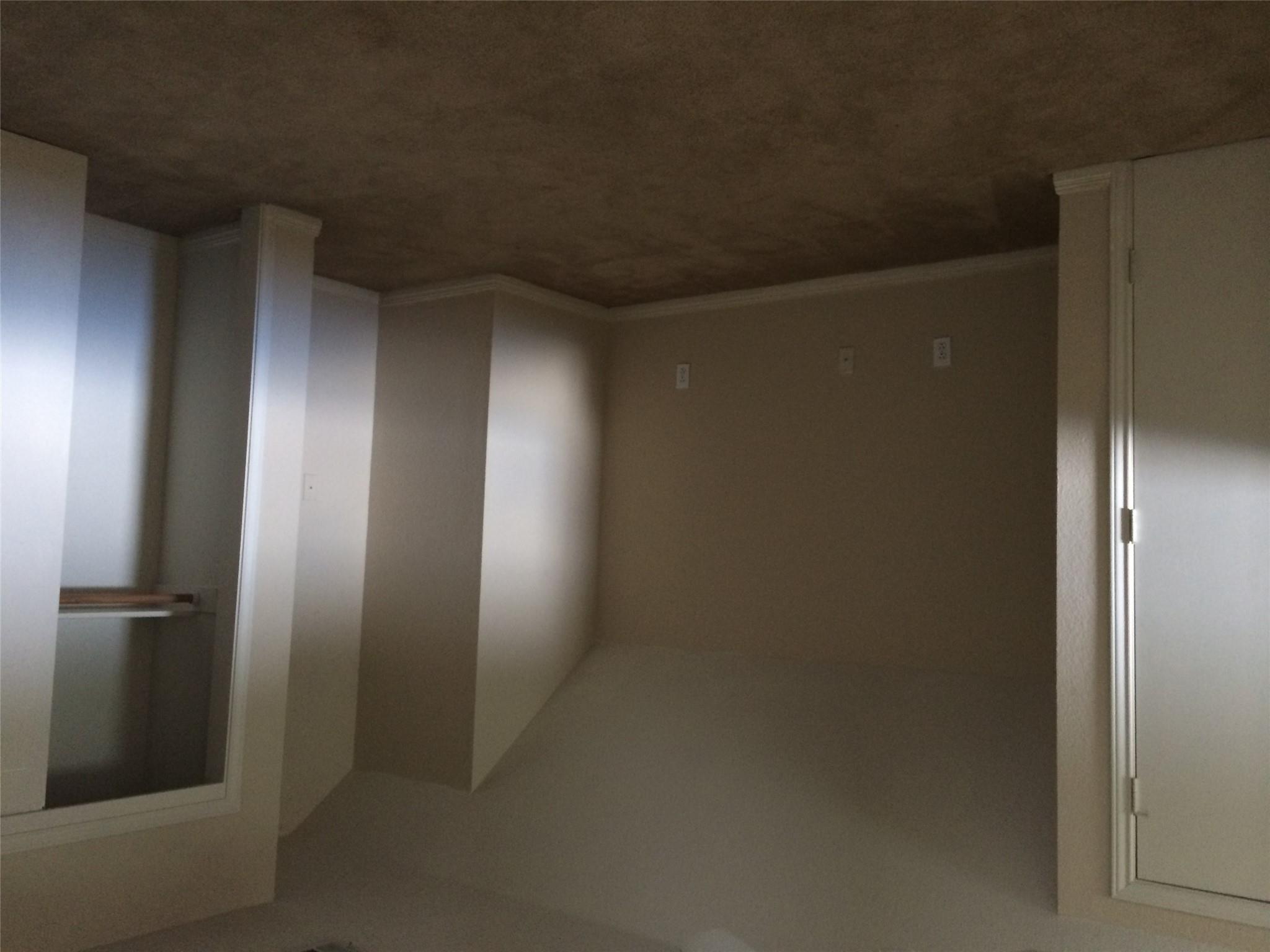 3003-c Whisper Oaks Ln #c Property Photo 8