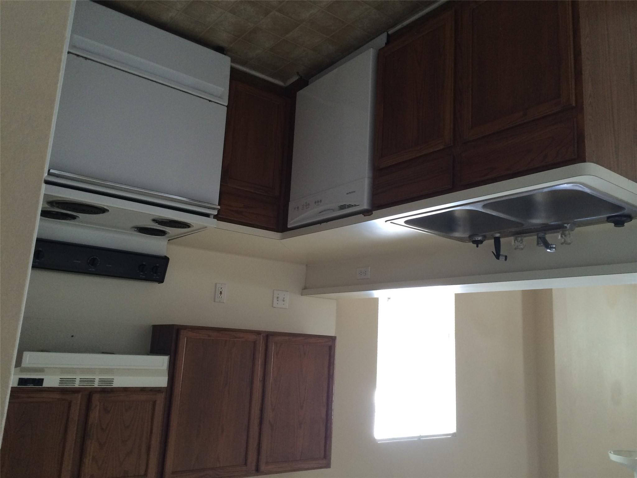 3003-c Whisper Oaks Ln #c Property Photo 12