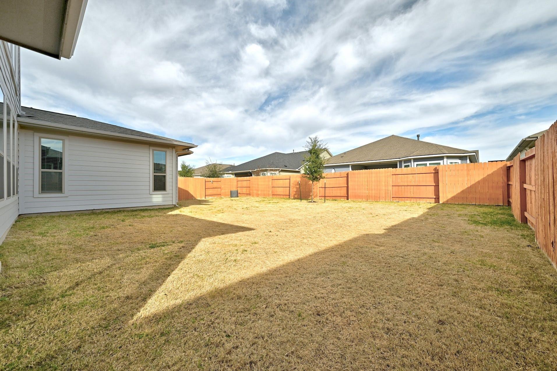 8509 Silverthorne St Property Photo 30