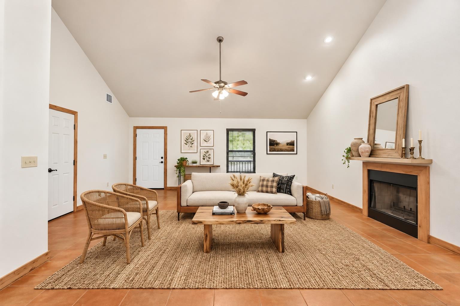 2141 S Rainbow Ranch Rd Property Photo 2