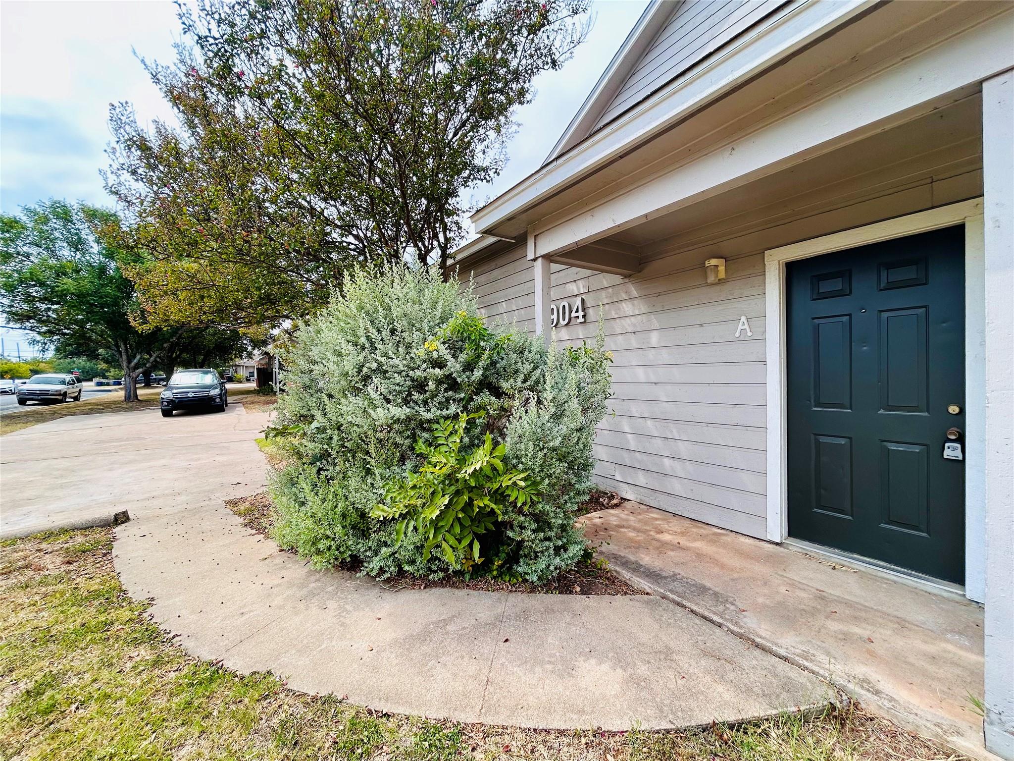 8904 Schick Rd #a Property Photo 1