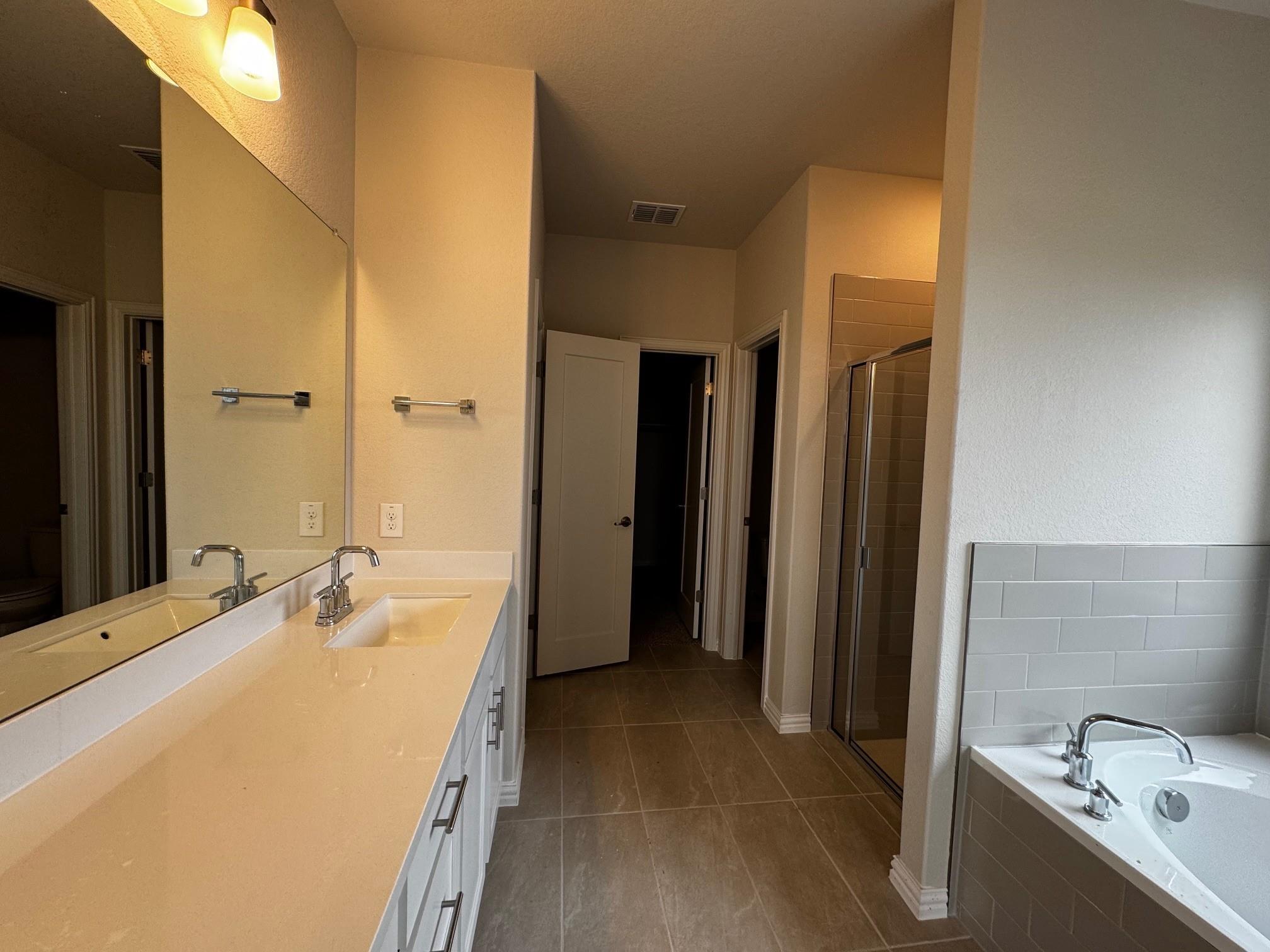 13713 Tucker Hedge Pass Property Photo 3