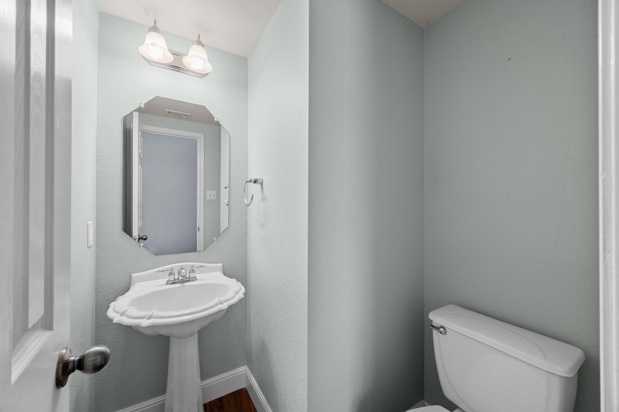 3345 Winding River Trl Property Photo 9