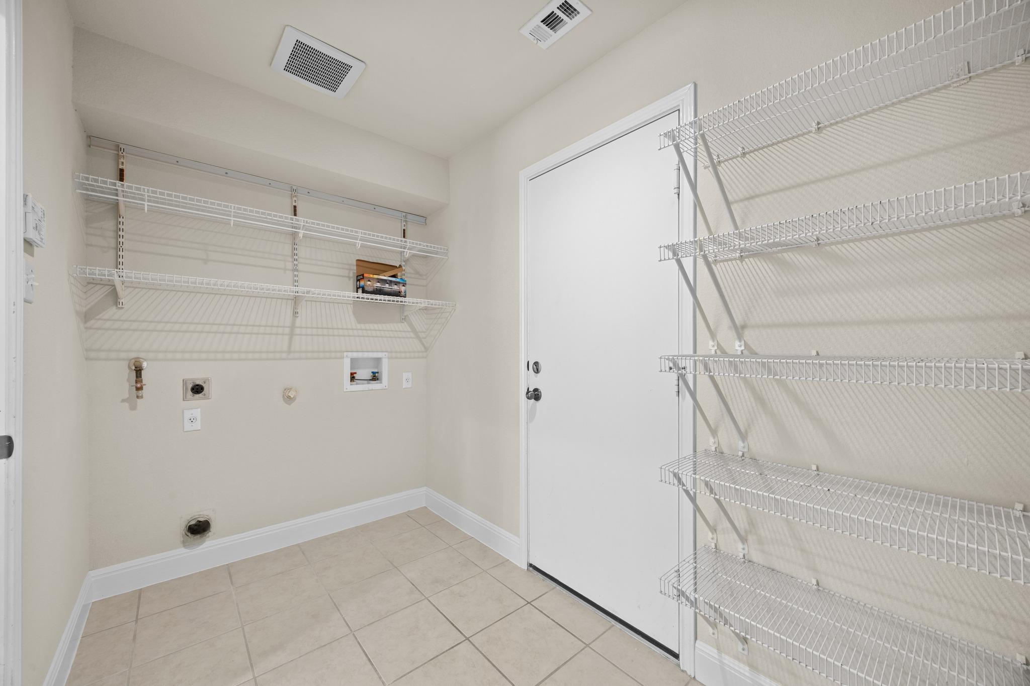 3345 Winding River Trl Property Photo 18