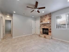 9802 Hundred Oaks Cir #a Property Photo 4