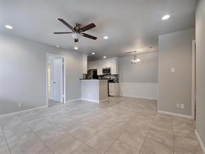 9802 Hundred Oaks Cir #a Property Photo 5
