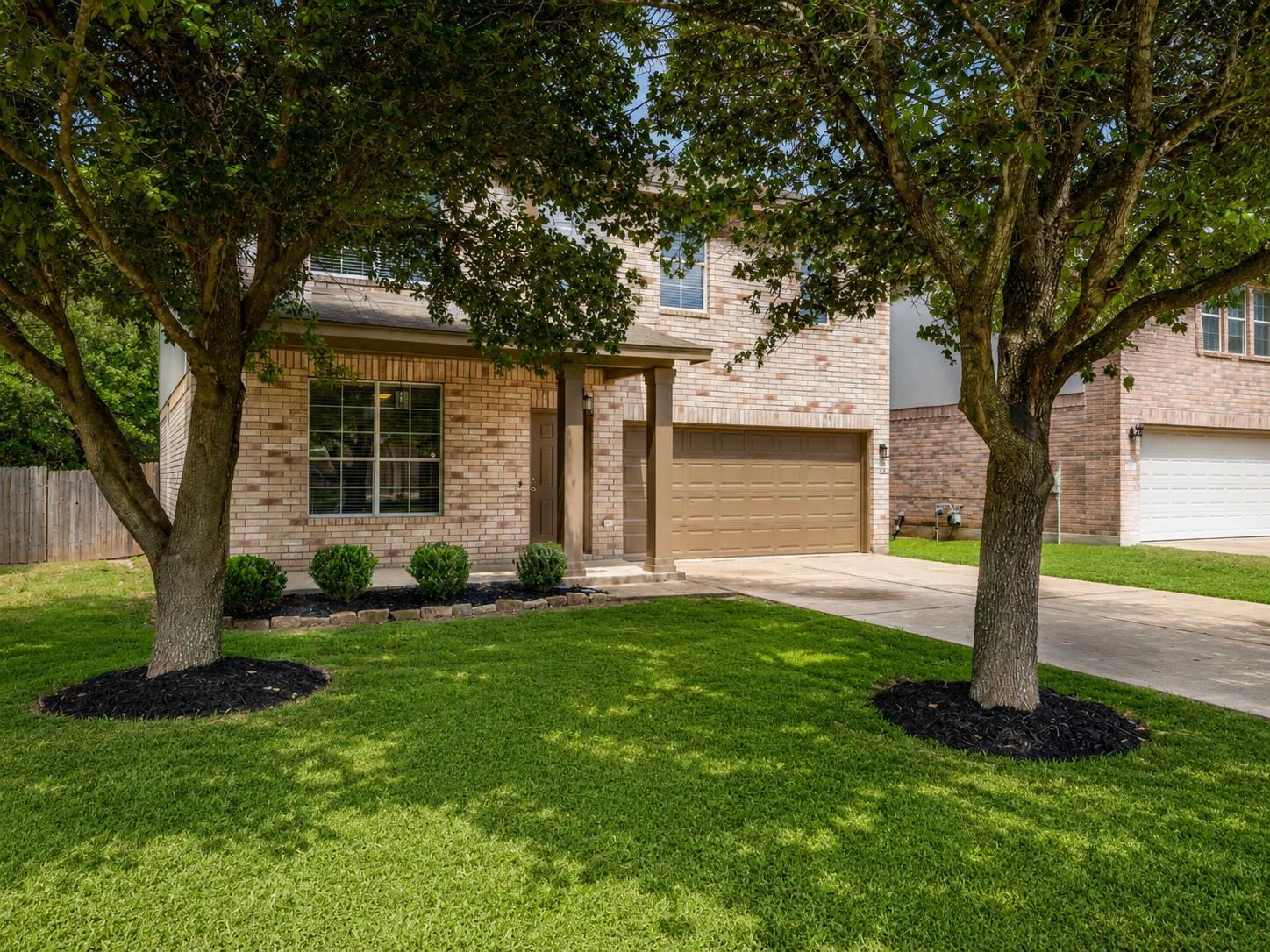 11816 Dave Silk Dr Property Photo 1