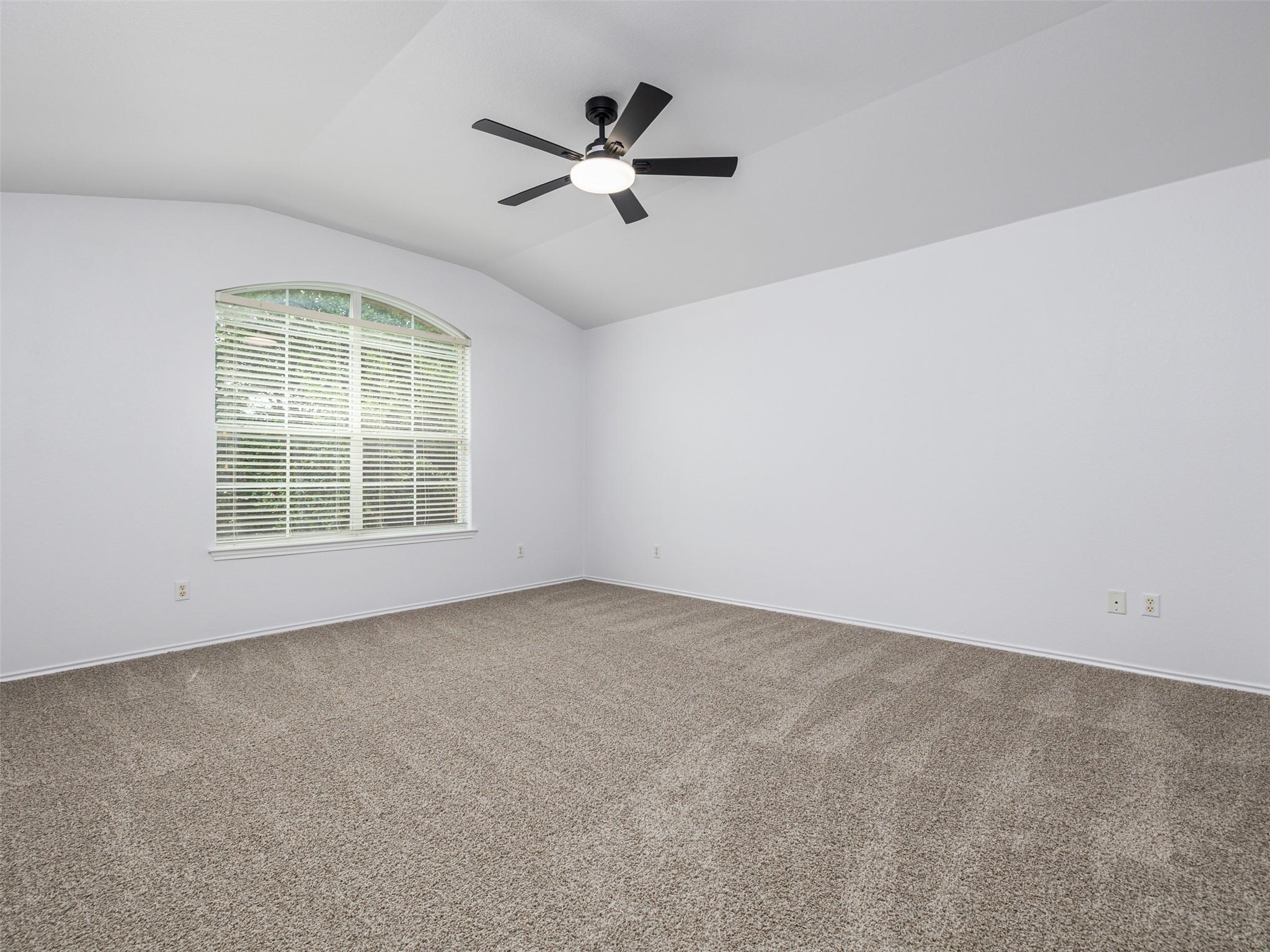 11816 Dave Silk Dr Property Photo 14