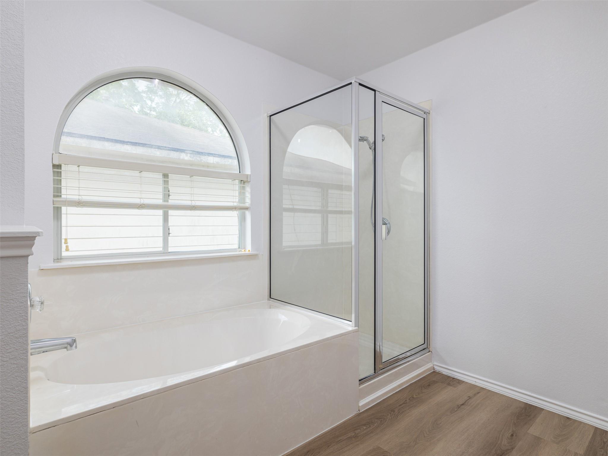 11816 Dave Silk Dr Property Photo 17