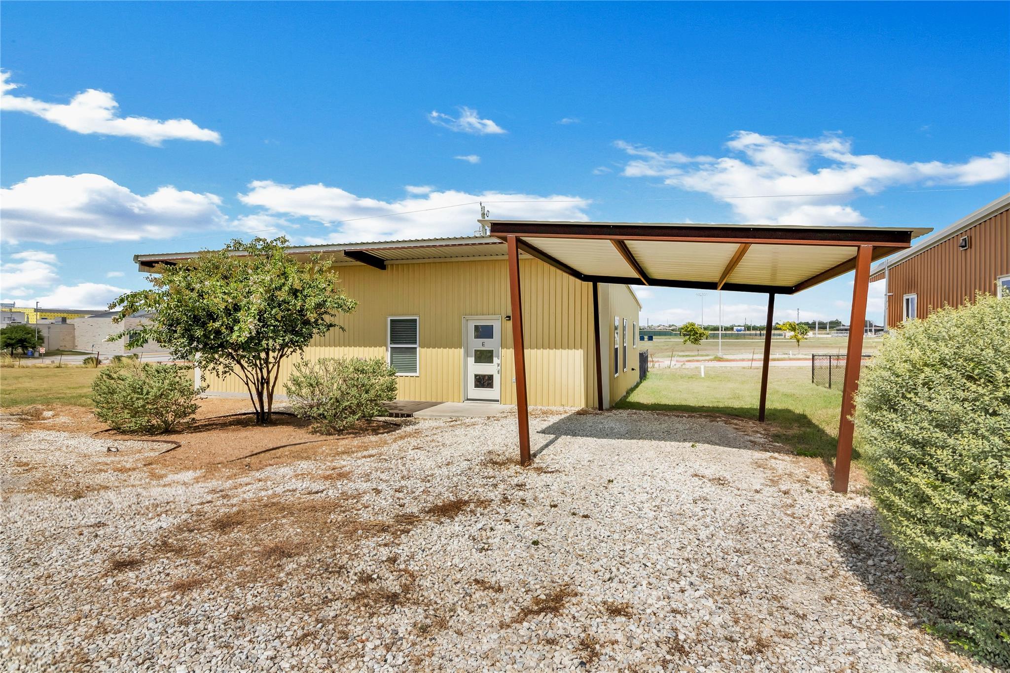 1310 W Fm 487 None #e Property Photo 2