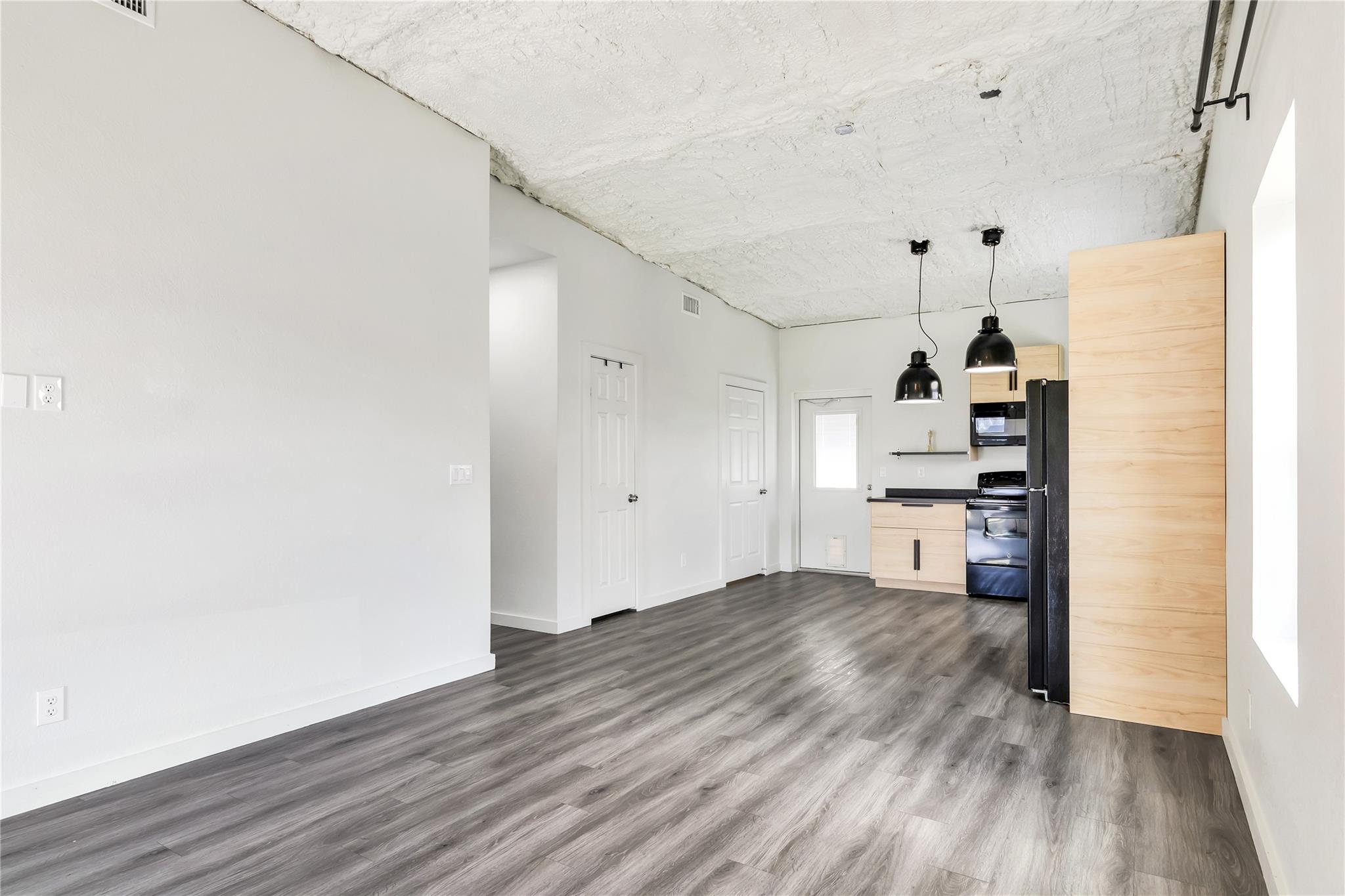1310 W Fm 487 None #e Property Photo 6