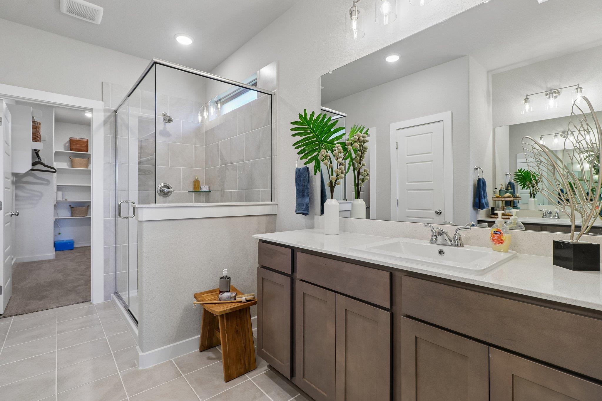 8112 Turning Leaf Cir Property Photo 18