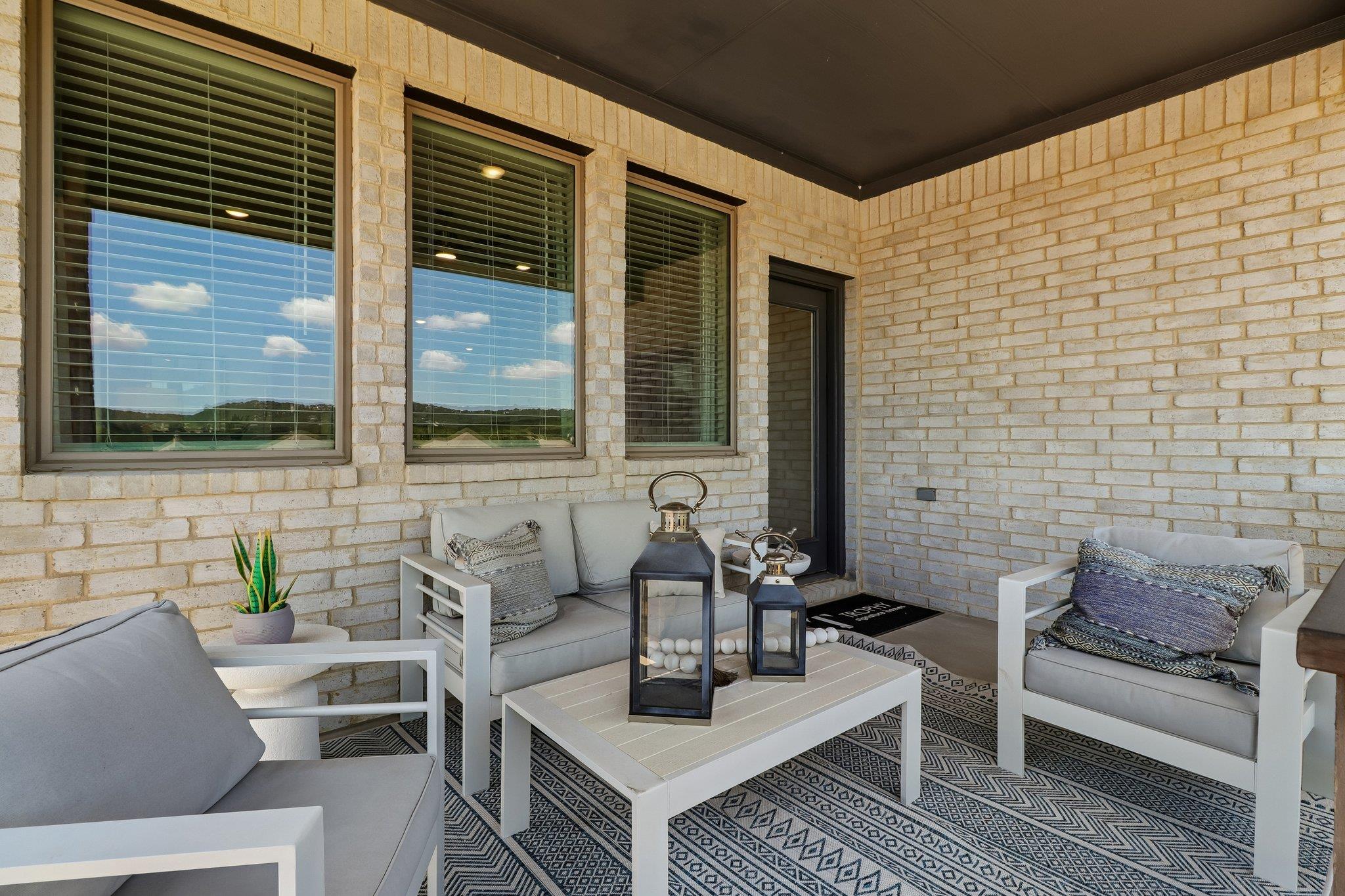 8112 Turning Leaf Cir Property Photo 32