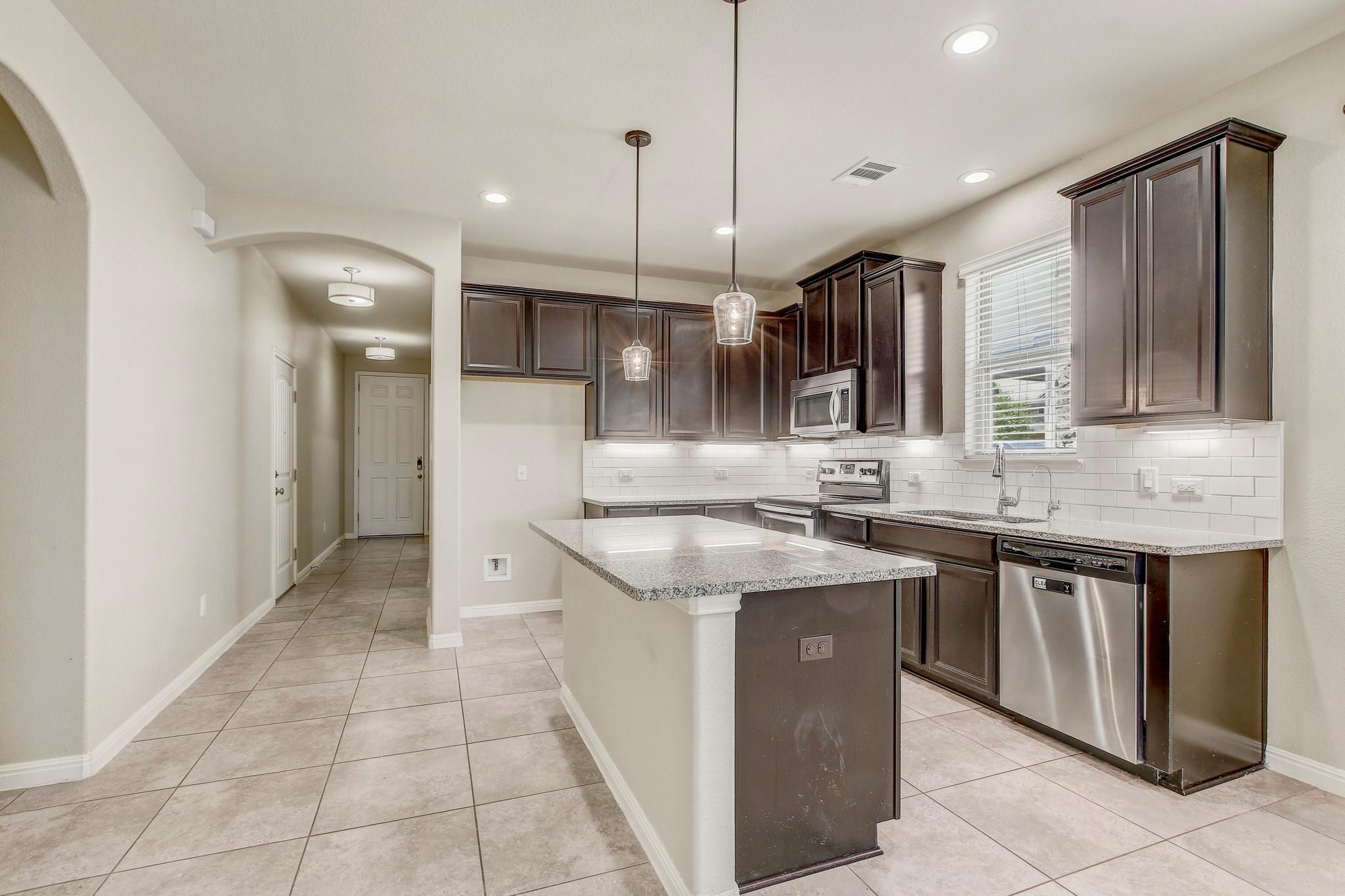 356 Quarry Ln Property Photo 12