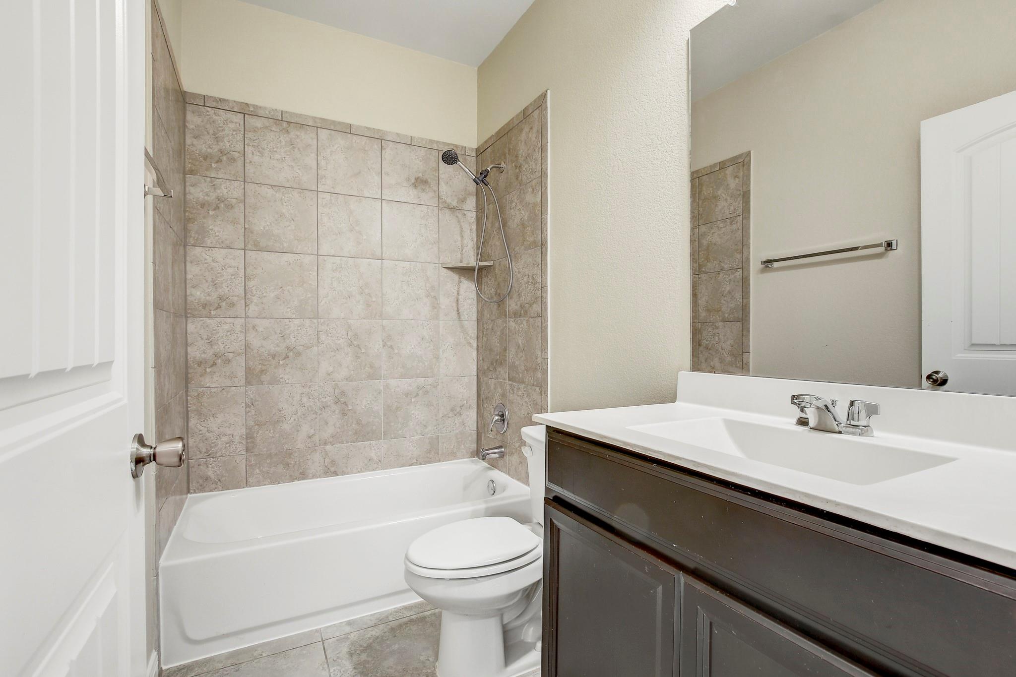 356 Quarry Ln Property Photo 23