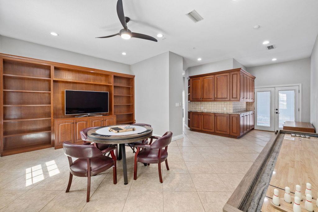 10800 Beach Rd Property Photo 14