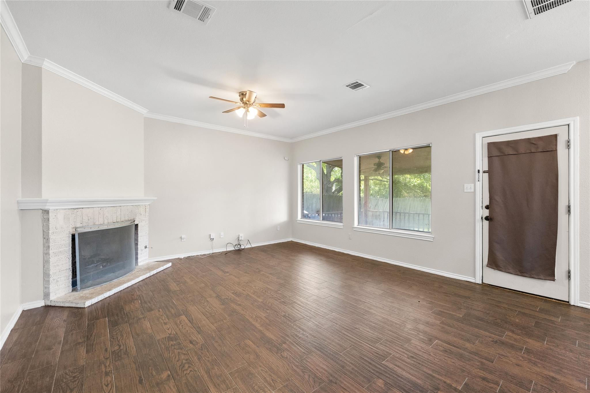 13217 Rochester Ln Property Photo 6