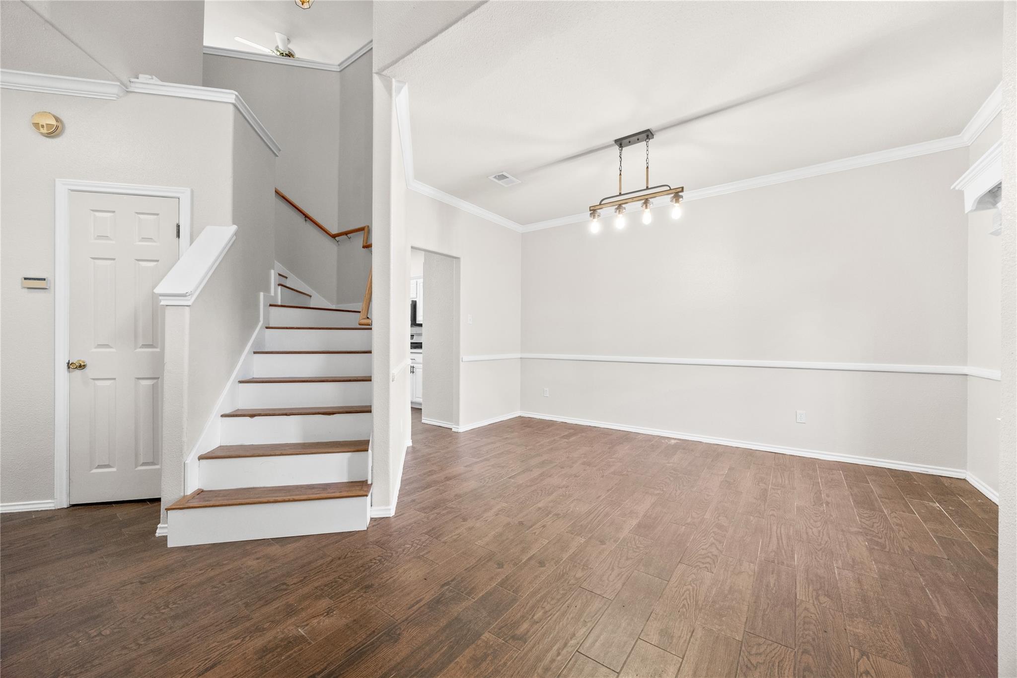 13217 Rochester Ln Property Photo 16