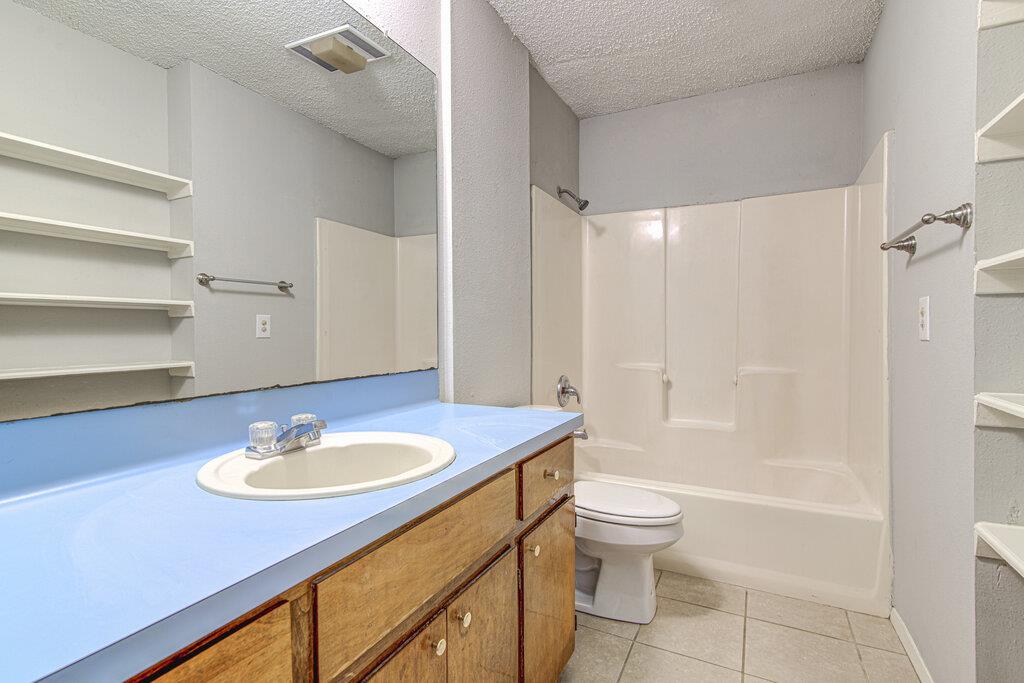 907 Taulbee Ln Property Photo 14