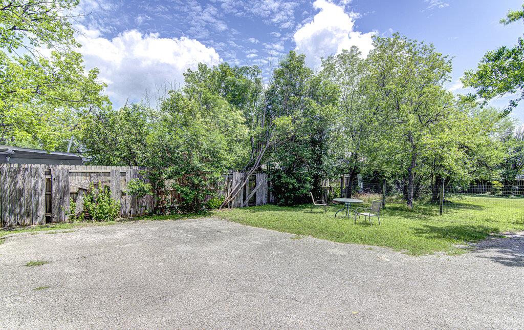 907 Taulbee Ln Property Photo 18