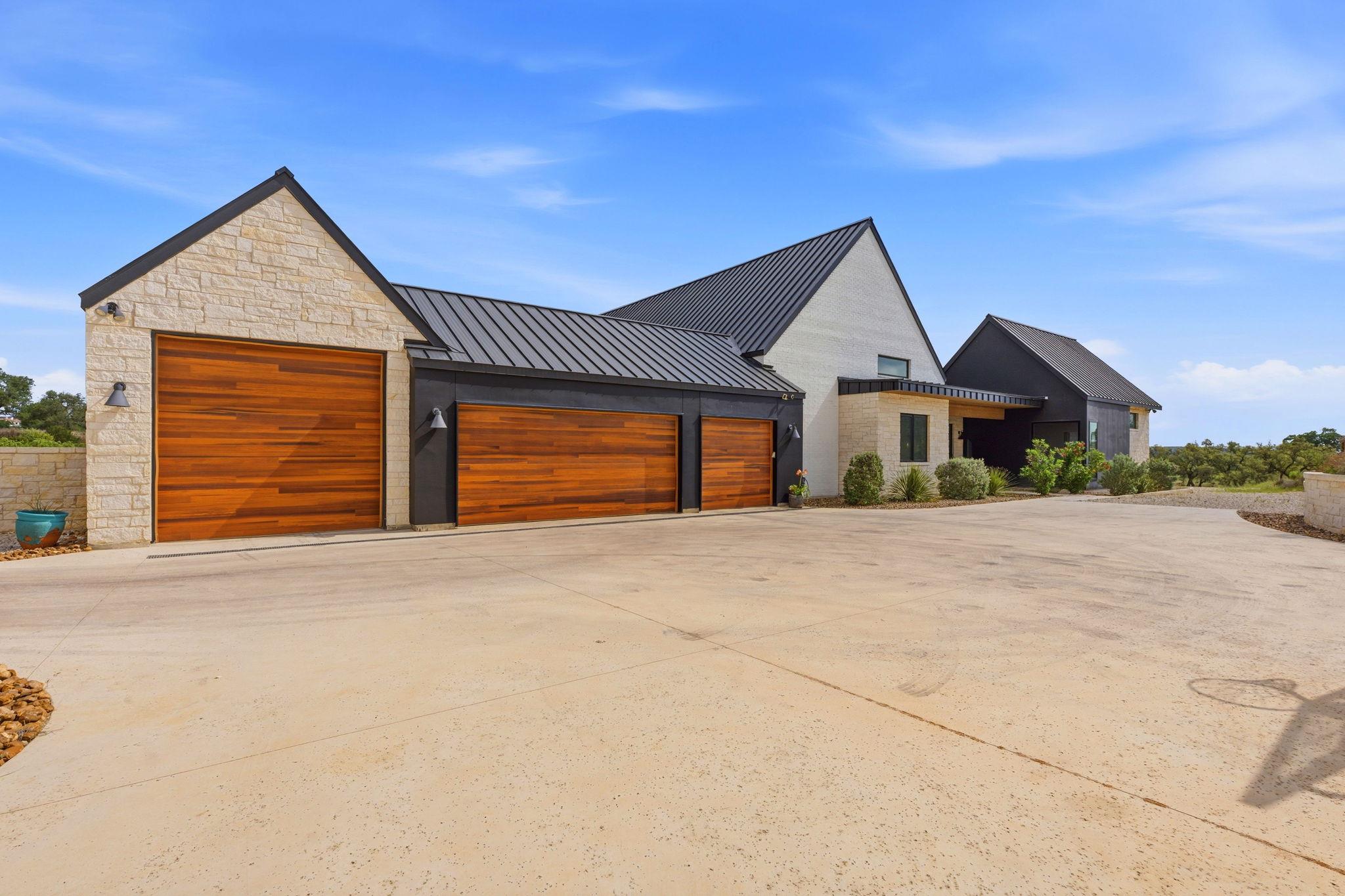 194 Placid Way Property Photo 1