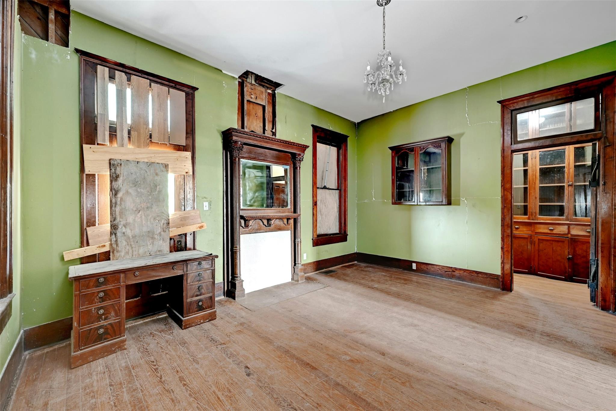 709 Lexington St Property Photo 7