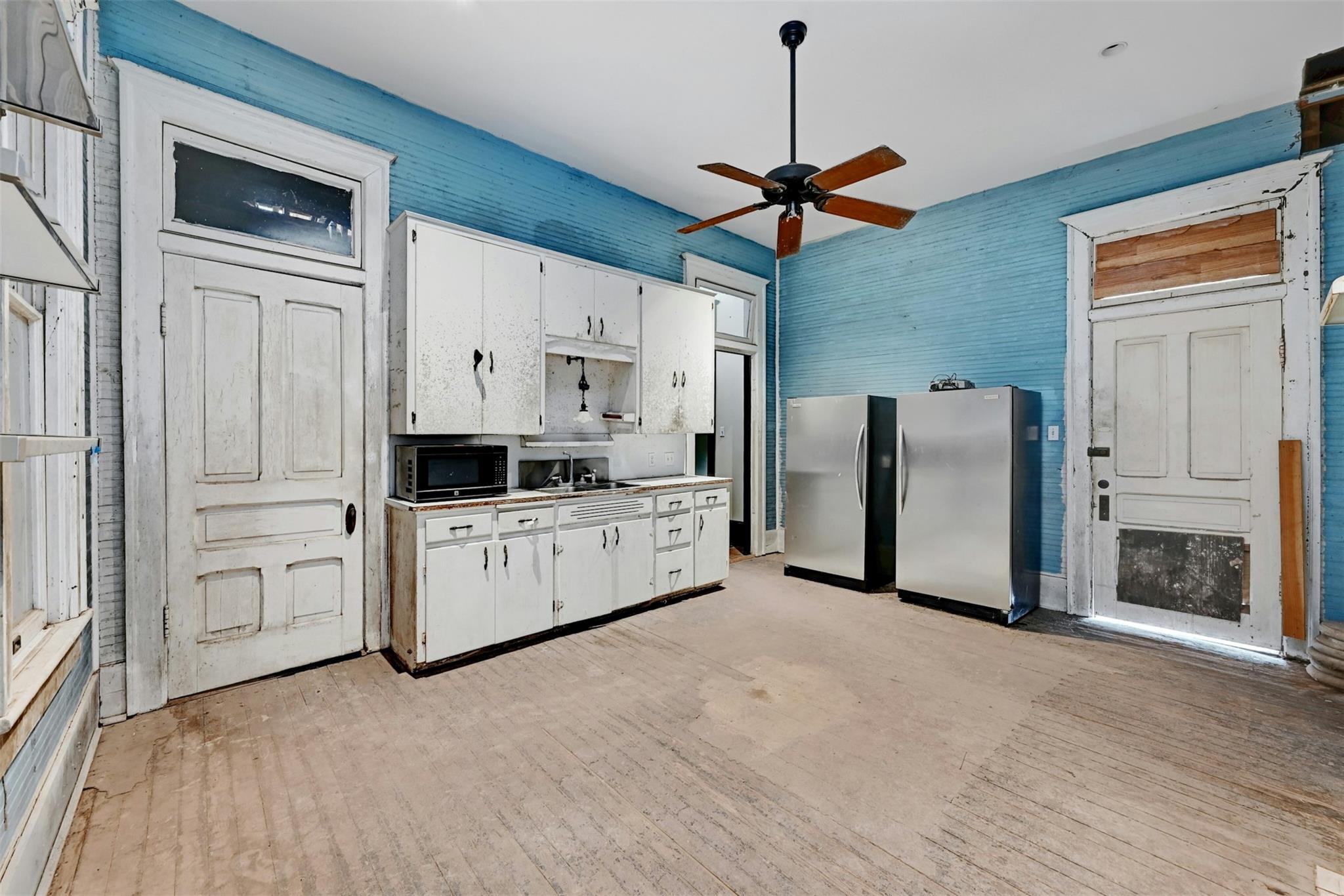 709 Lexington St Property Photo 8