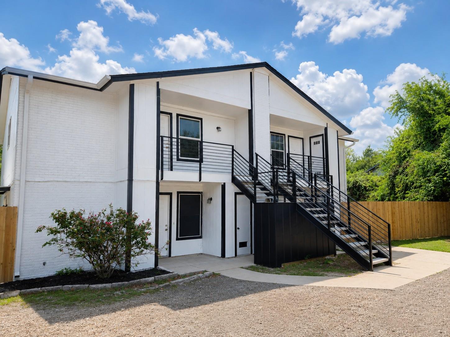 4903 Merritt Dr #d Property Photo 1
