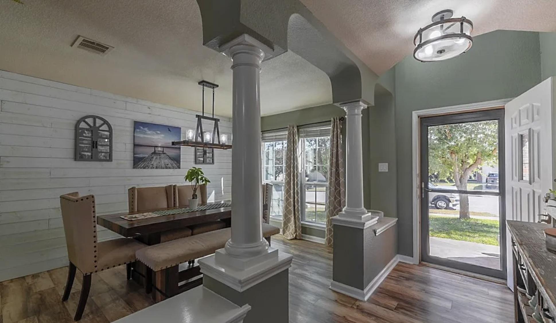 5709 Drystone Ln Property Photo 4