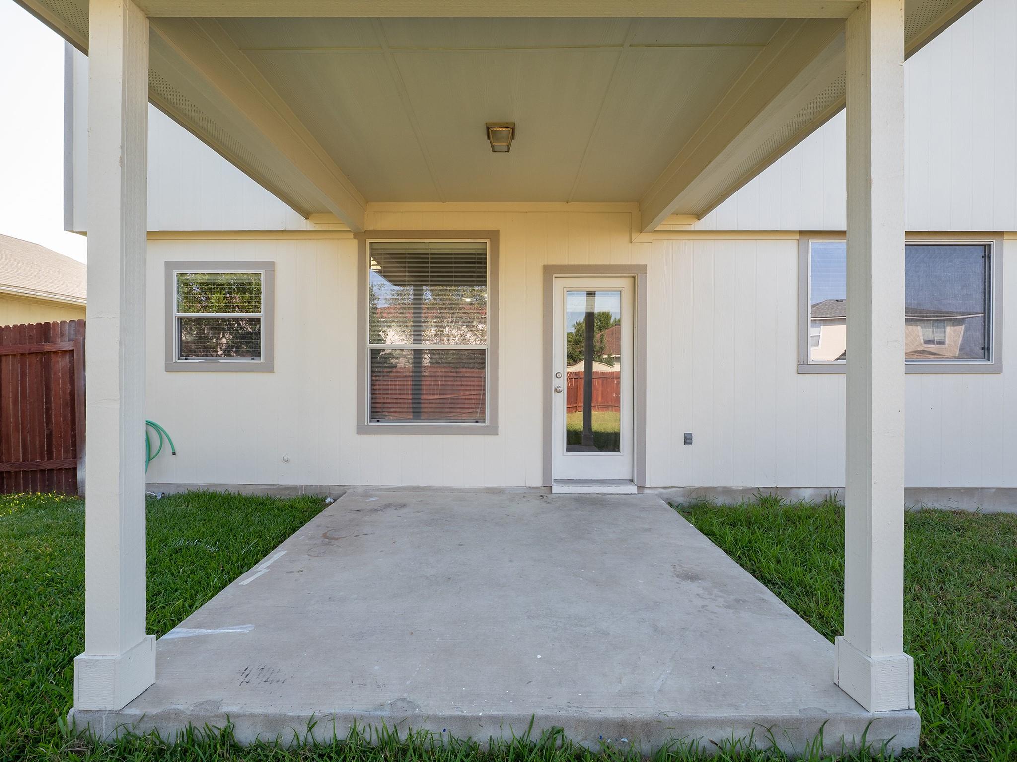 13504 Richard Nixon St Property Photo 27