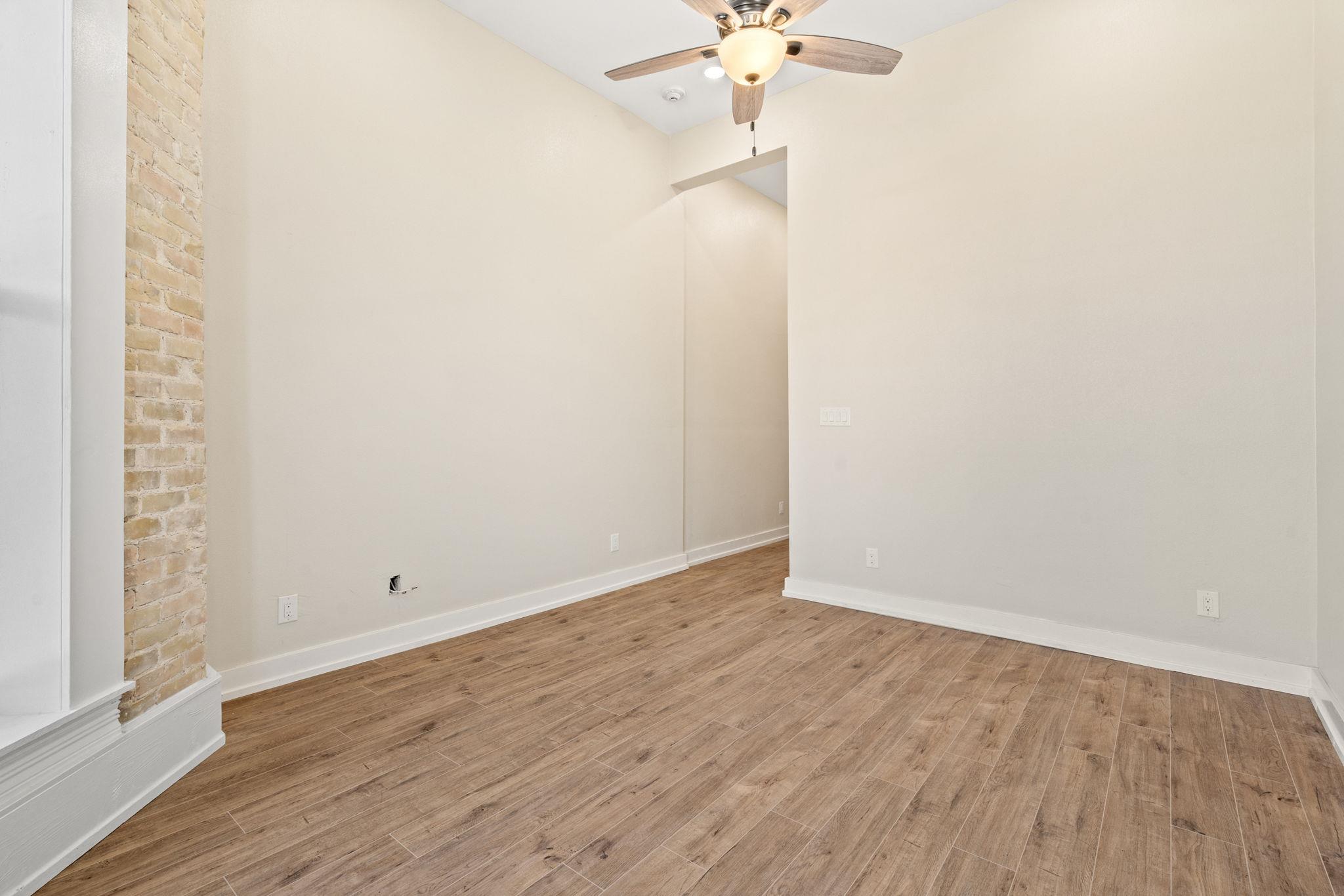 104 E 2nd St #201 Property Photo 32