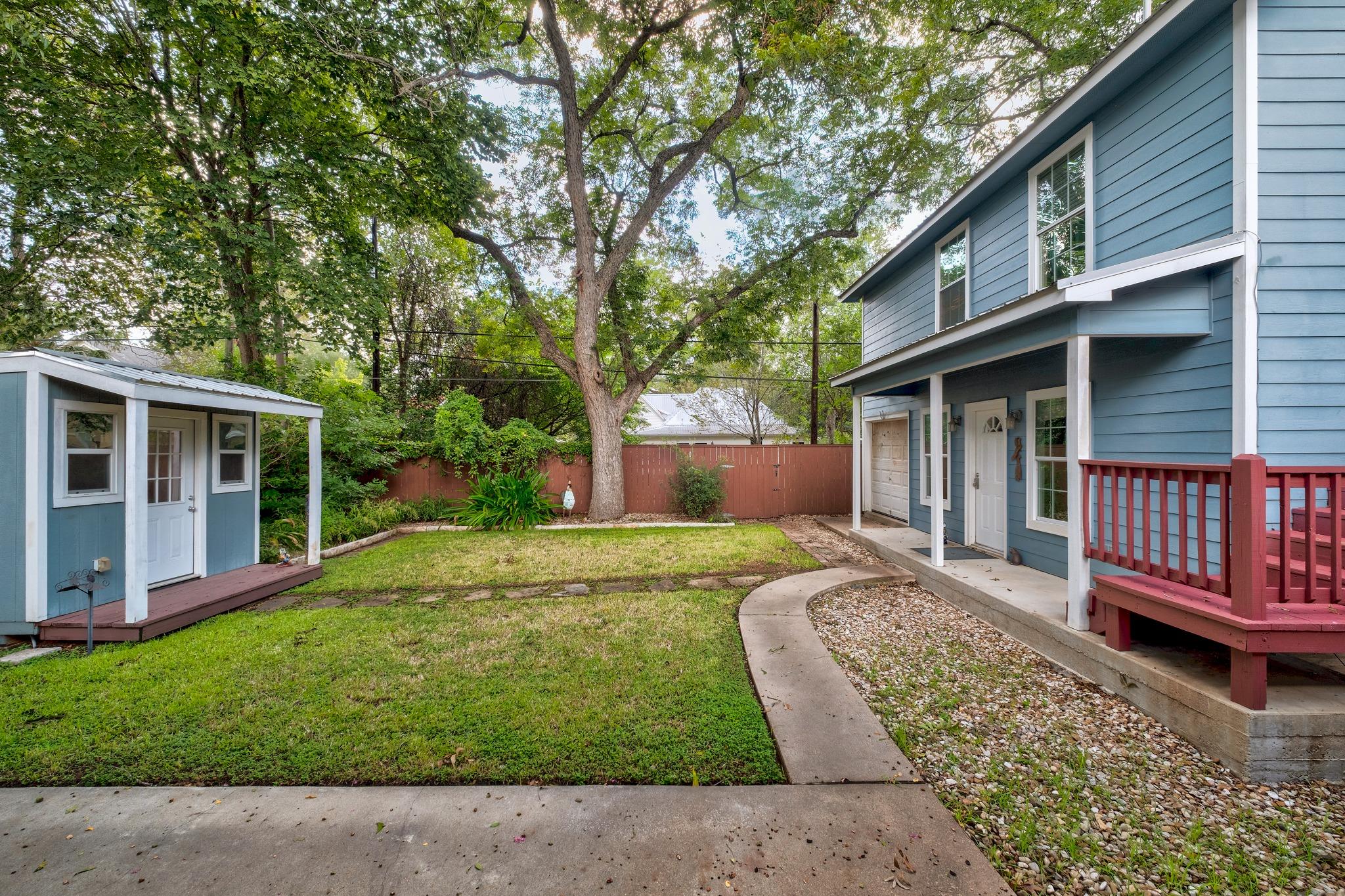 402 Hudgins St Property Photo 25