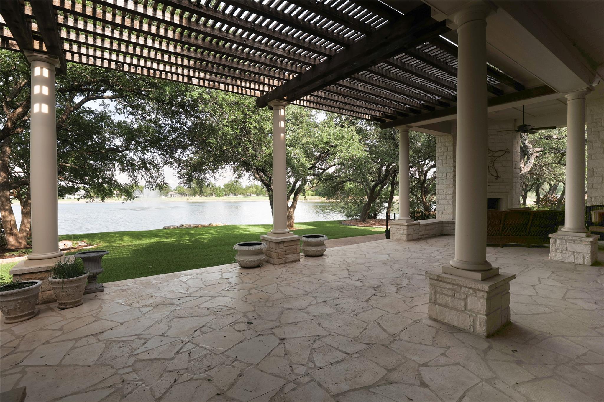 200 Stardust Ln Property Photo 6