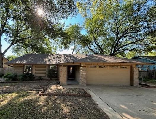 9207 Hunters Trce Property Photo 1