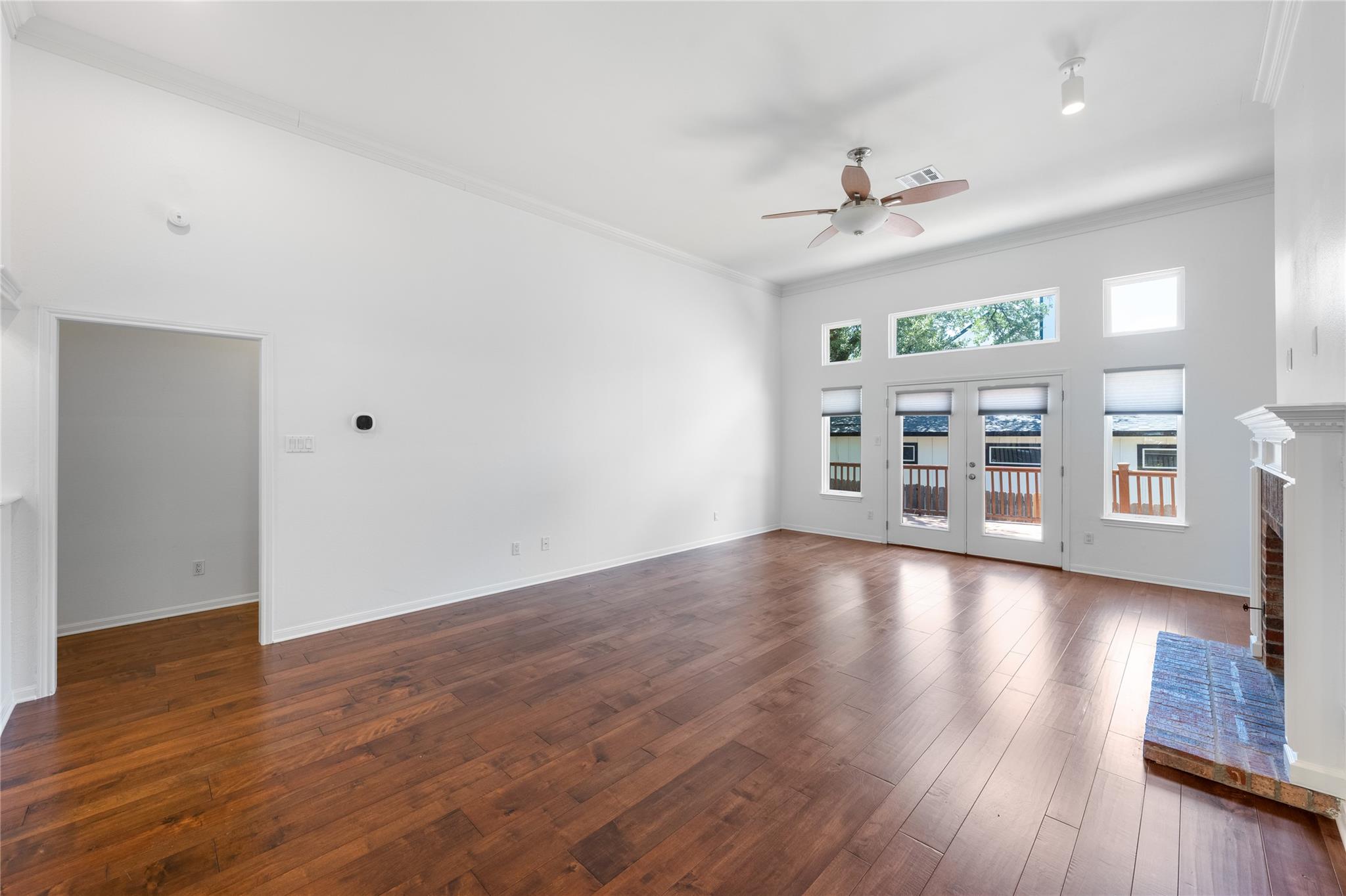 7203 Desert Rose Cv Property Photo 4