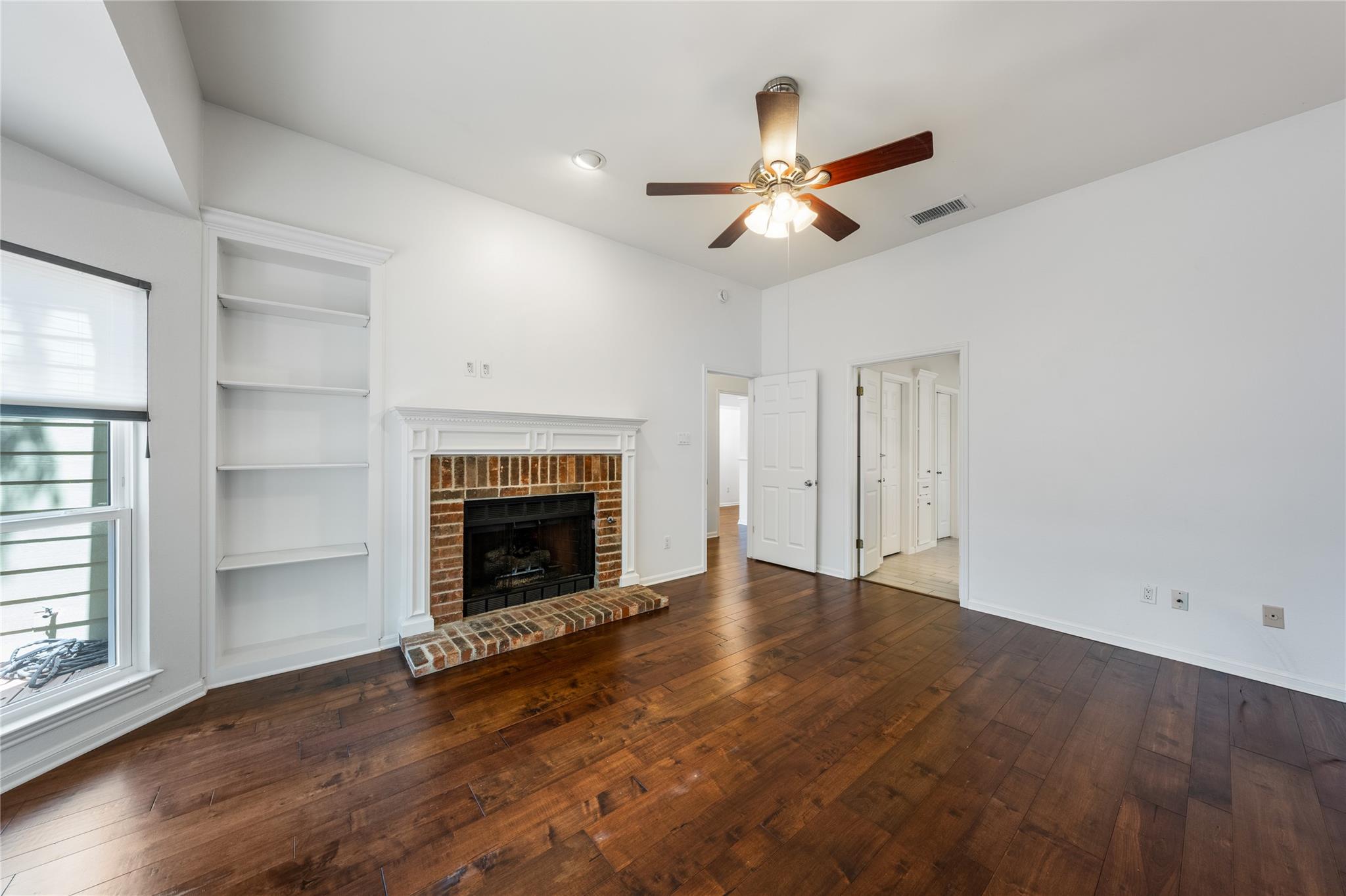 7203 Desert Rose Cv Property Photo 6