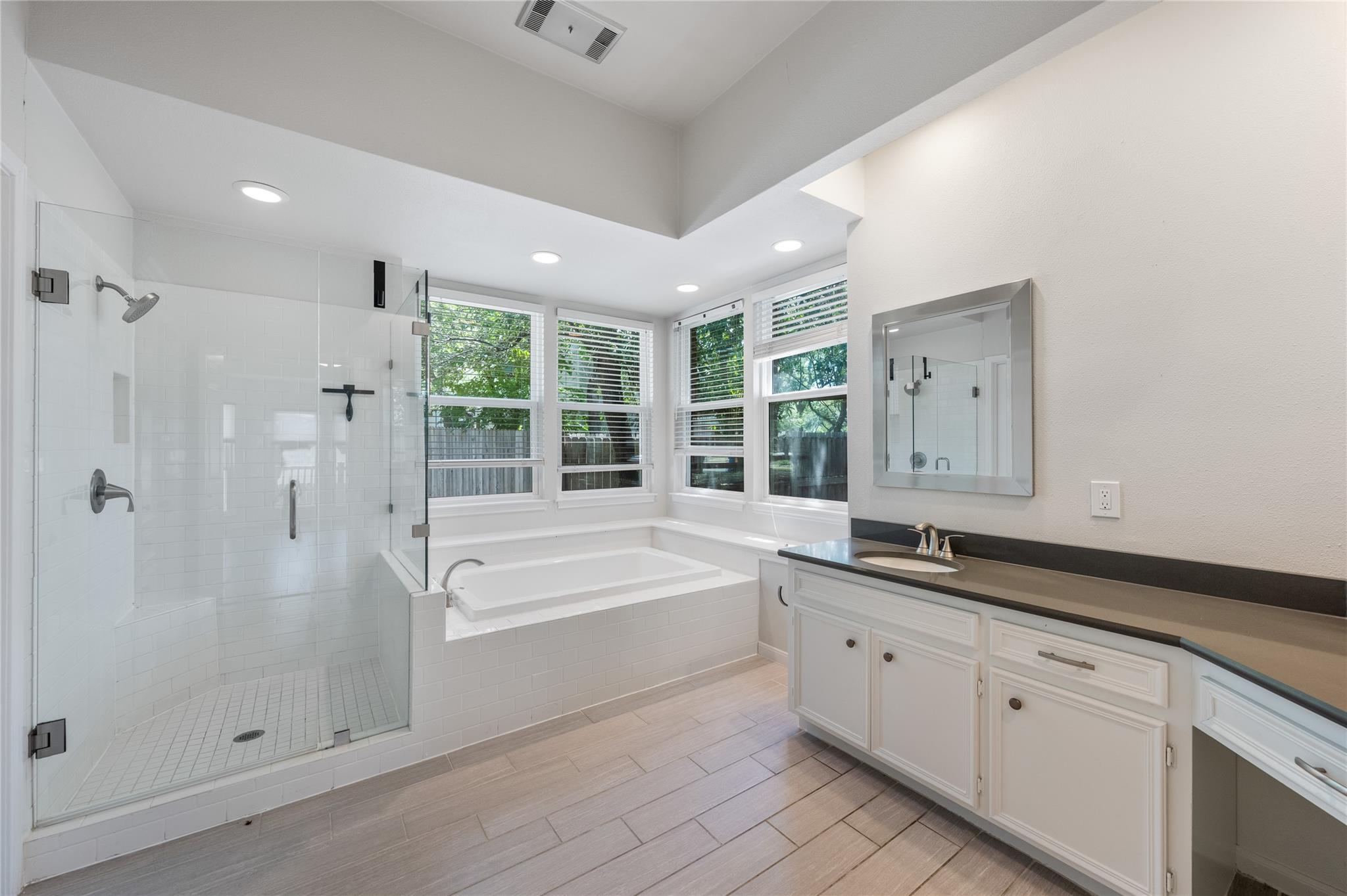 7203 Desert Rose Cv Property Photo 14