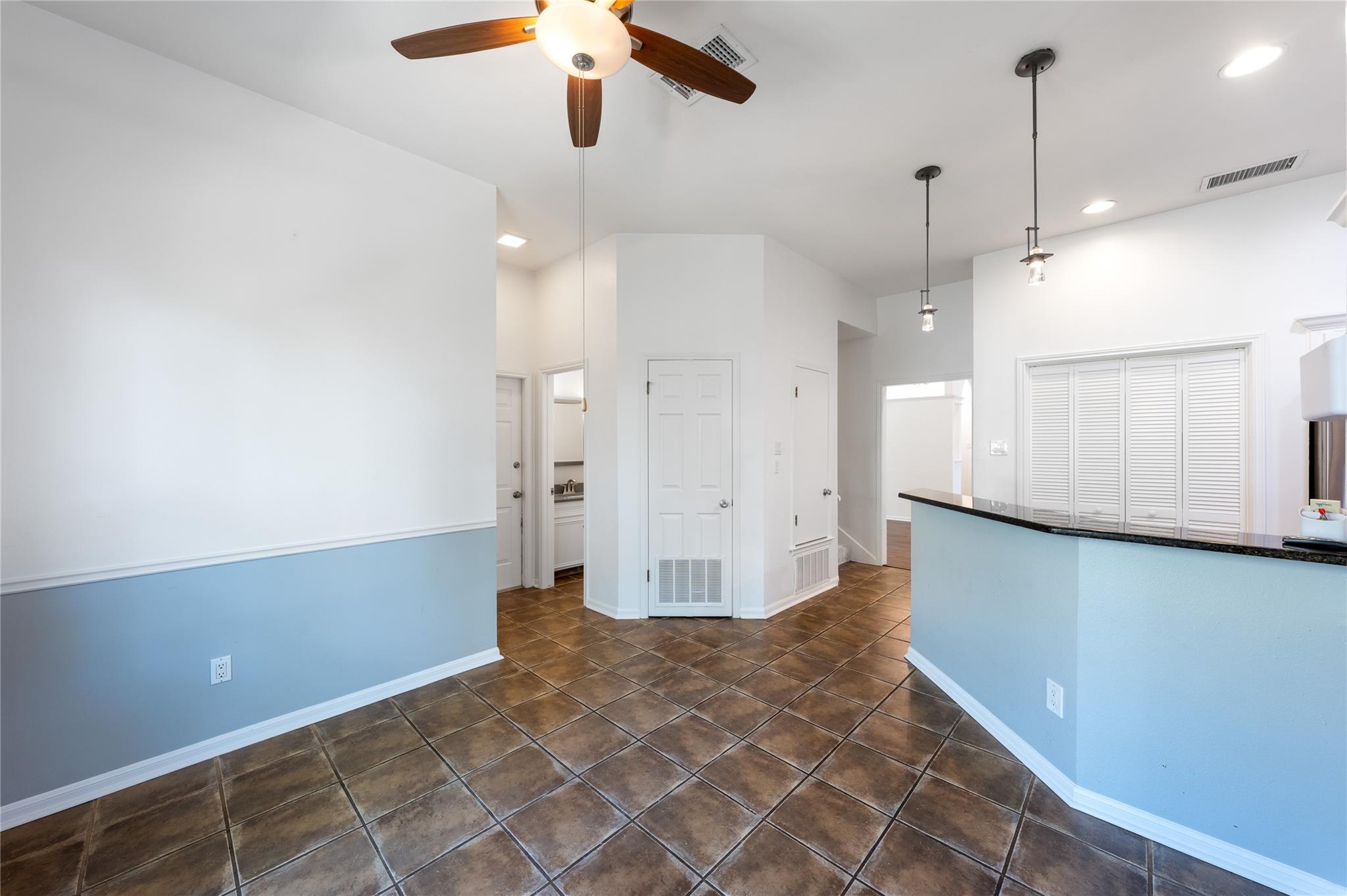 7203 Desert Rose Cv Property Photo 16