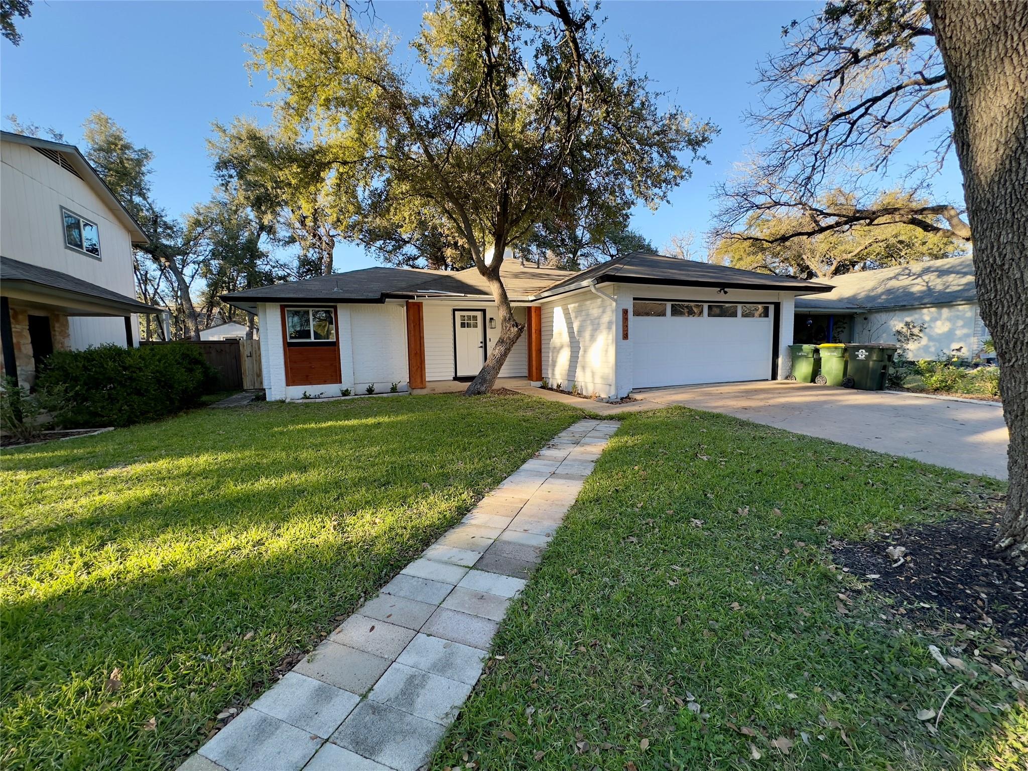 9728 Anderson Village Dr Property Photo