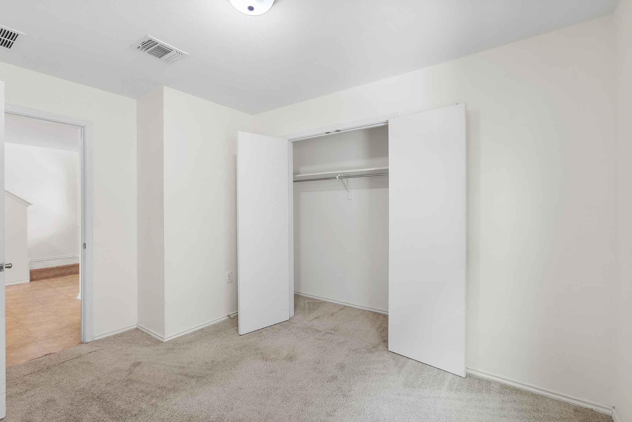 11012 Culzean Dr Property Photo 8