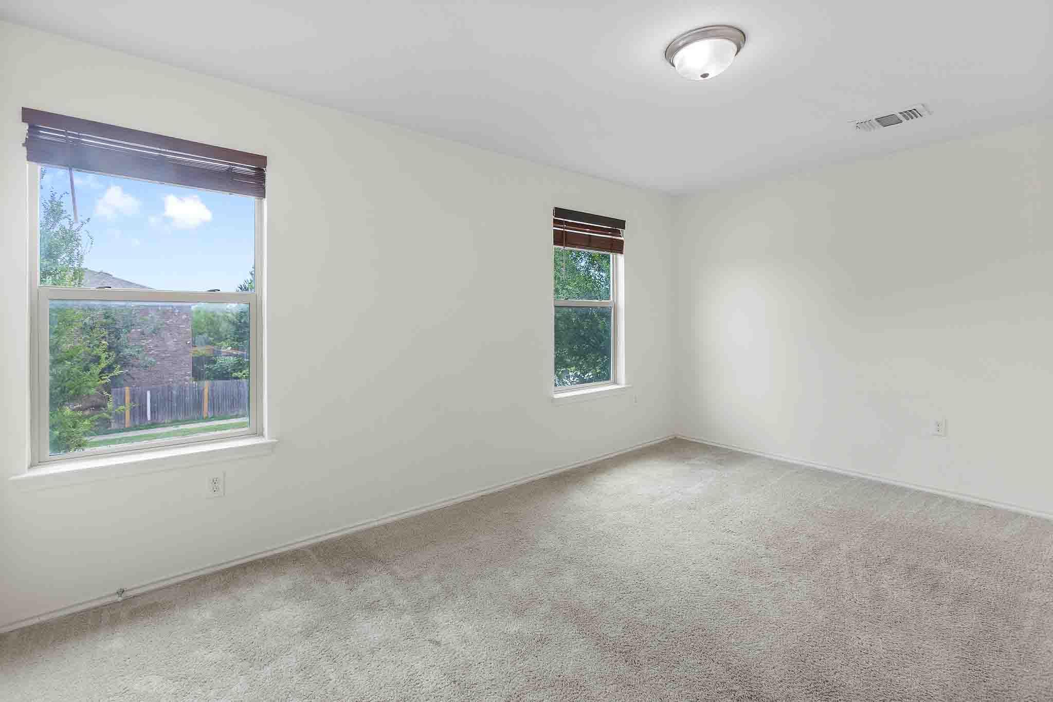 11012 Culzean Dr Property Photo 23