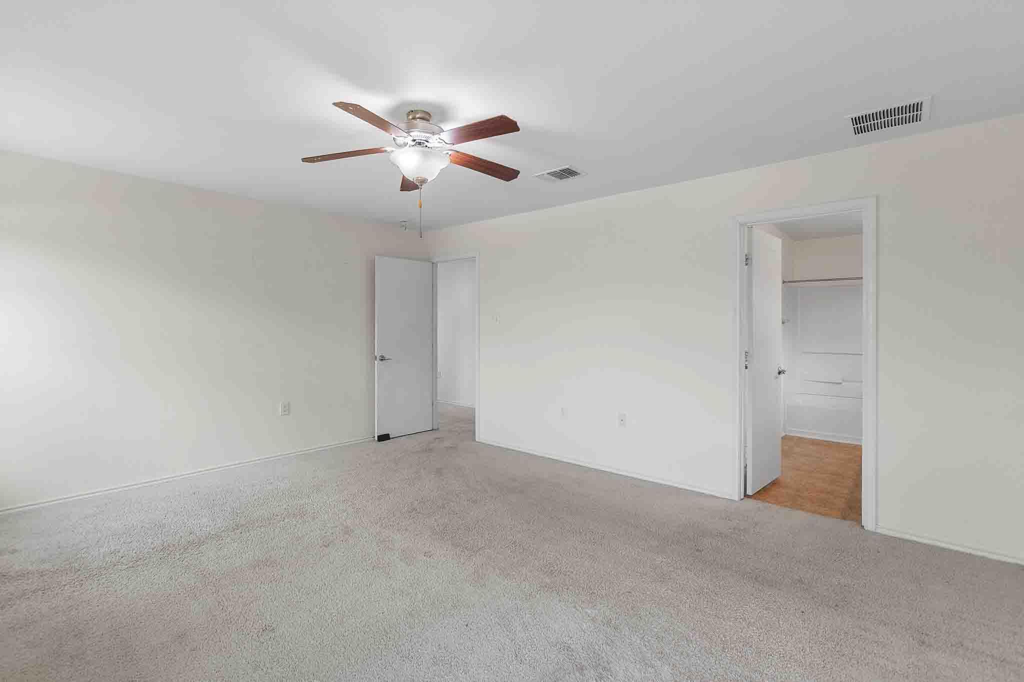 11012 Culzean Dr Property Photo 27