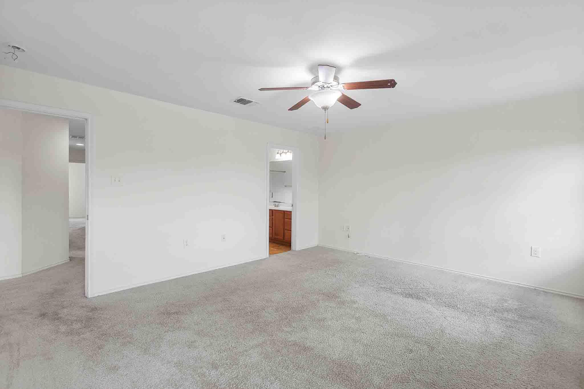 11012 Culzean Dr Property Photo 28