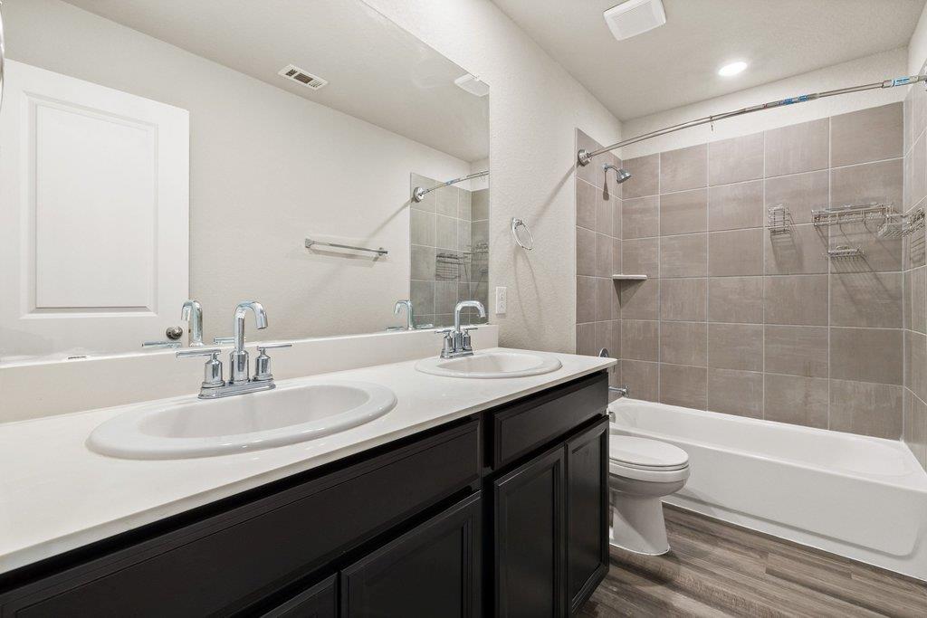 304 Grapefruit Rd Property Photo 18